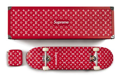 louis vuitton supreme skateboard